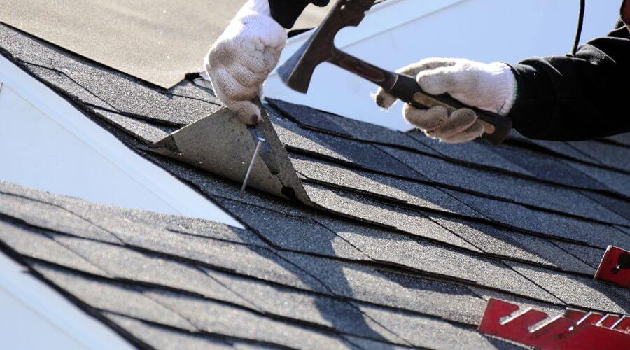 Professional residential roofers in Highlands, TX